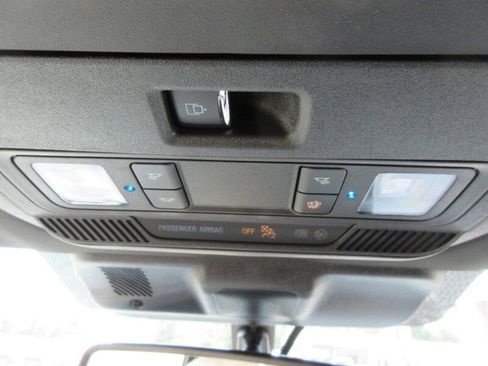 New 2025 Ford F150 XLT w/ Equipment Group 302A MID image 31