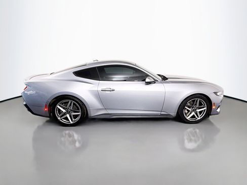 Used 2024 Ford Mustang Premium image 11