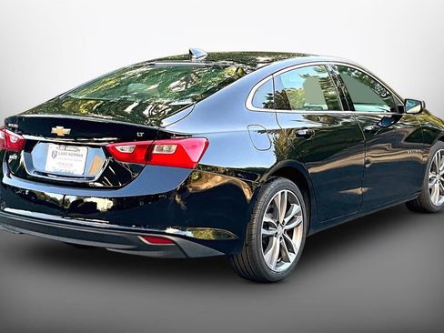 Used 2025 Chevrolet Malibu LT FWD image 8
