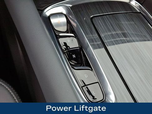 Used 2023 Buick Enclave Premium w/ Experience Buick Package image 20