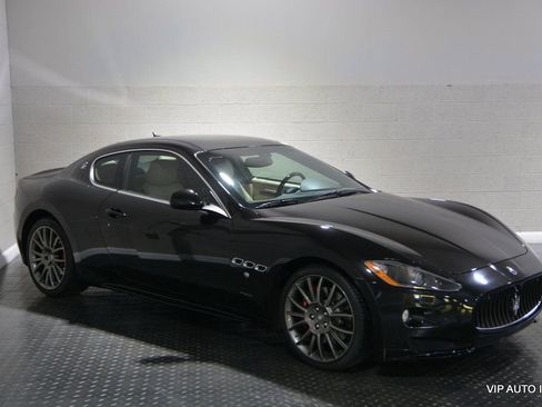 Used 2011 Maserati GranTurismo S image 1