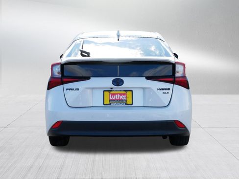 Used 2021 Toyota Prius image 6