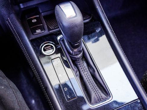 Used 2024 Nissan Kicks SR w/ SR Premium Package image 31