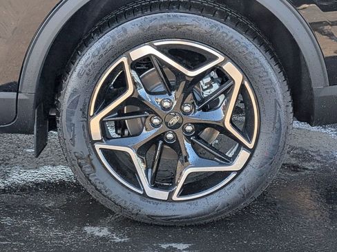New 2026 Ford Escape Platinum w/ Premium Technology Package AWD/4WD image 18