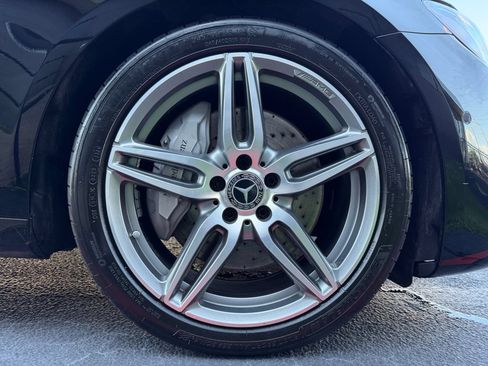 Used 2018 Mercedes-Benz E 300 image 44