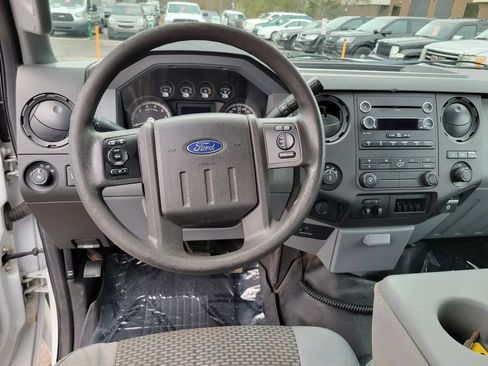 Used 2012 Ford F250 XL w/ PWR Equipment Group image 6