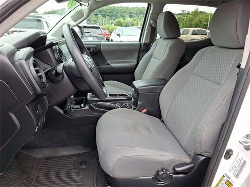 Certified 2022 Toyota Tacoma SR image 16