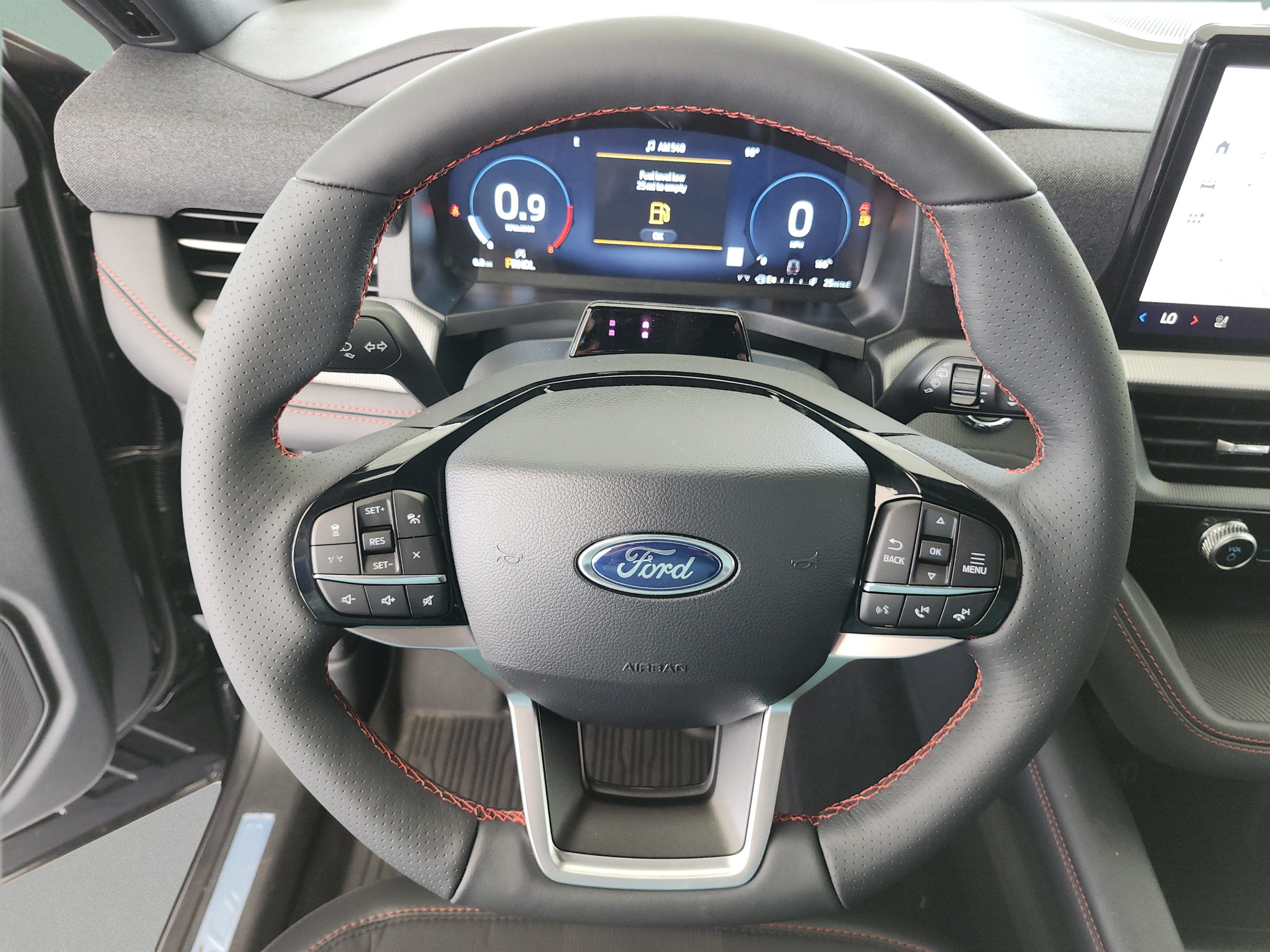 New 2026 Ford Explorer ST-Line w/ ST-Line Street Pack RWD image 10