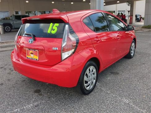 Used 2015 Toyota Prius C One image 4