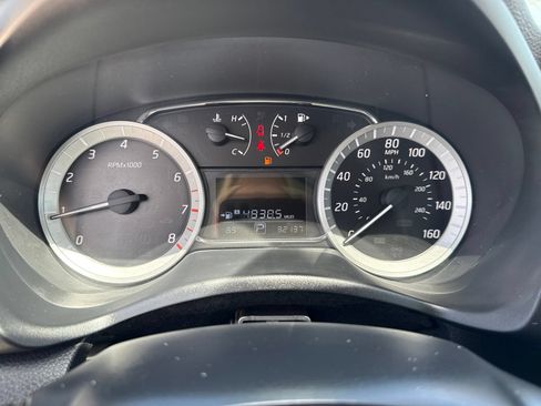 Used 2015 Nissan Sentra SV FWD image 12