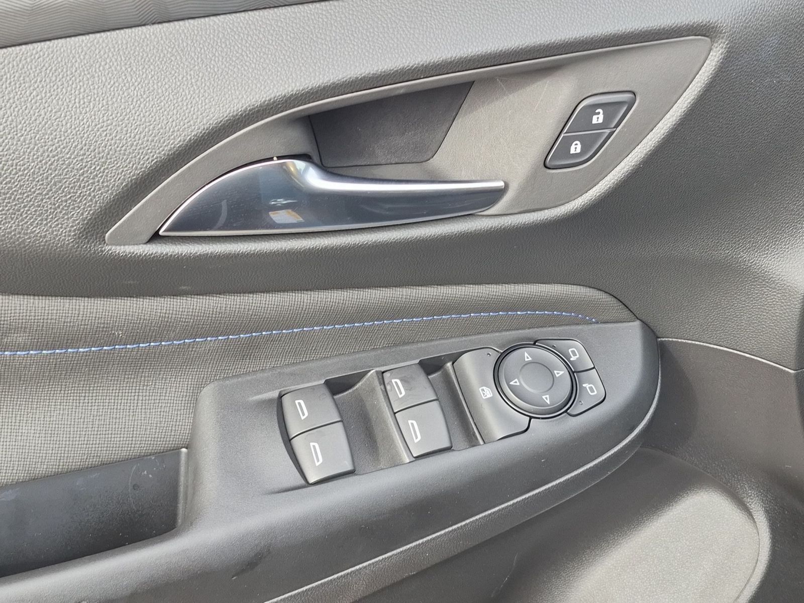 New 2026 Buick Envista Sport Touring w/ Advanced Safety Package FWD image 21