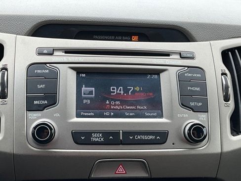 Used 2015 Kia Sportage EX image 16