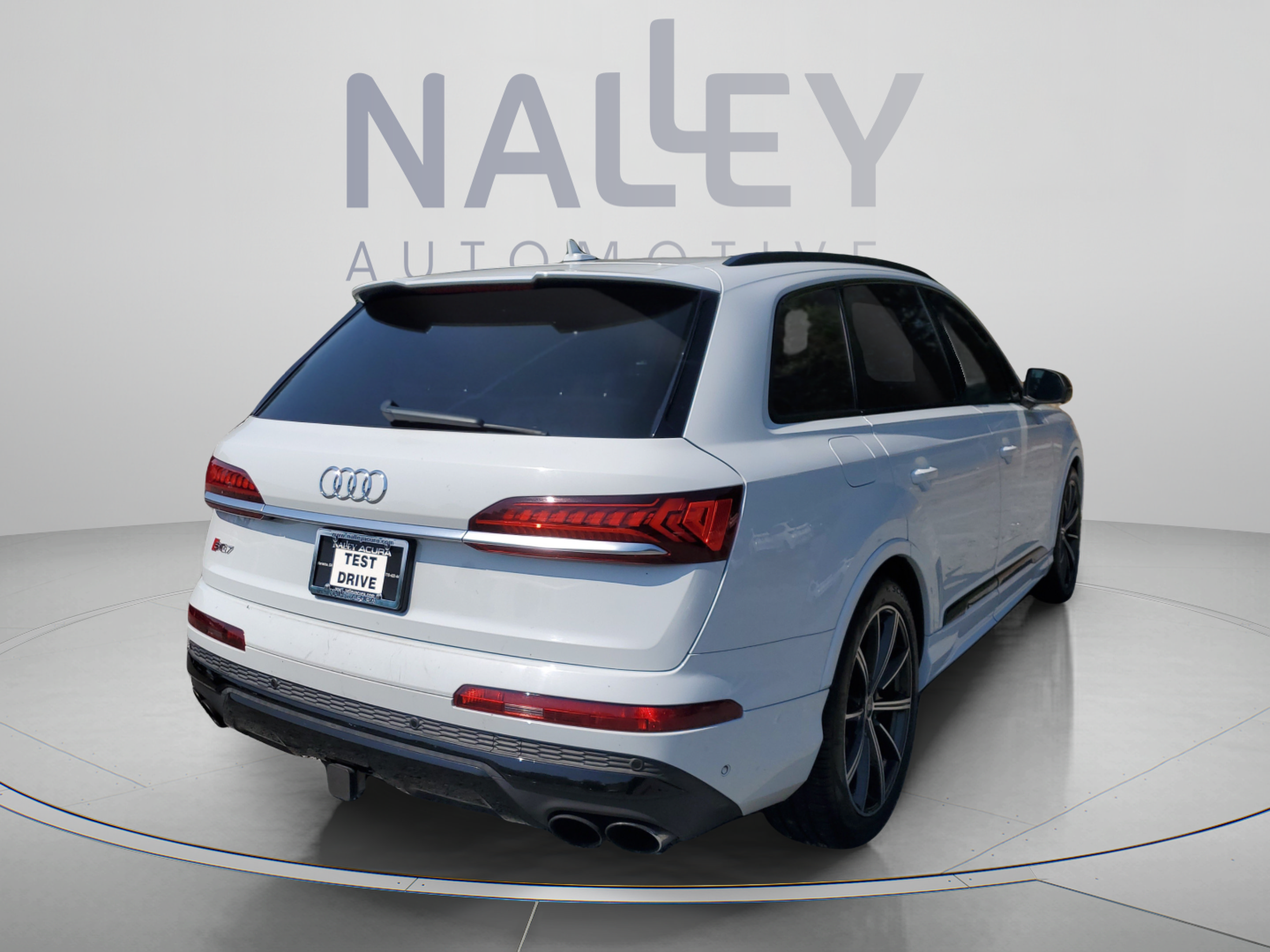Used 2021 Audi SQ7 Premium Plus w/ Executive Package AWD/4WD image 4
