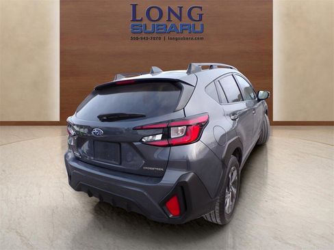 Used 2024 Subaru Crosstrek 2.0i Premium image 9