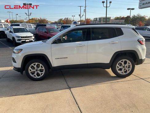 New 2026 Jeep Compass Latitude image 2