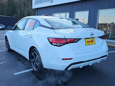 Certified 2024 Nissan Sentra SV image 3