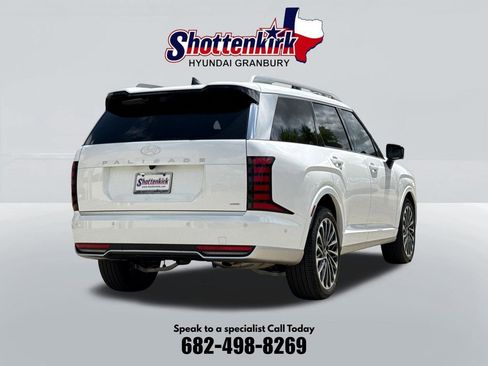 Used 2026 Hyundai Palisade Calligraphy AWD/4WD image 6