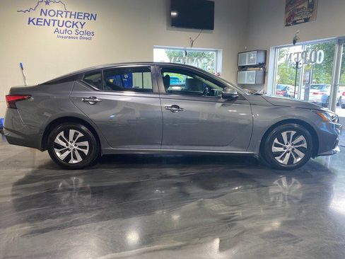 Used 2020 Nissan Altima 2.5 S FWD image 4