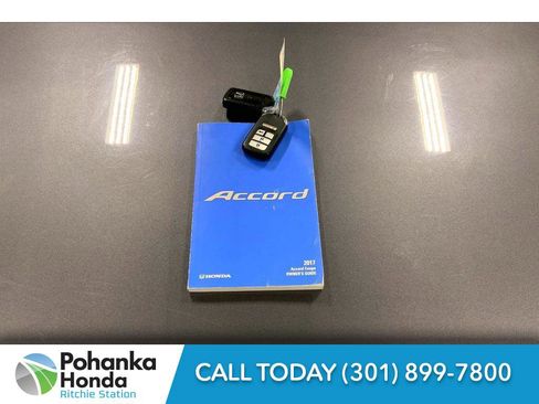 Used 2017 Honda Accord EX-L image 11