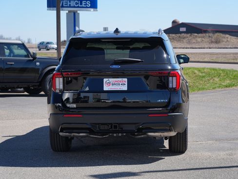New 2026 Ford Explorer ST-Line image 4