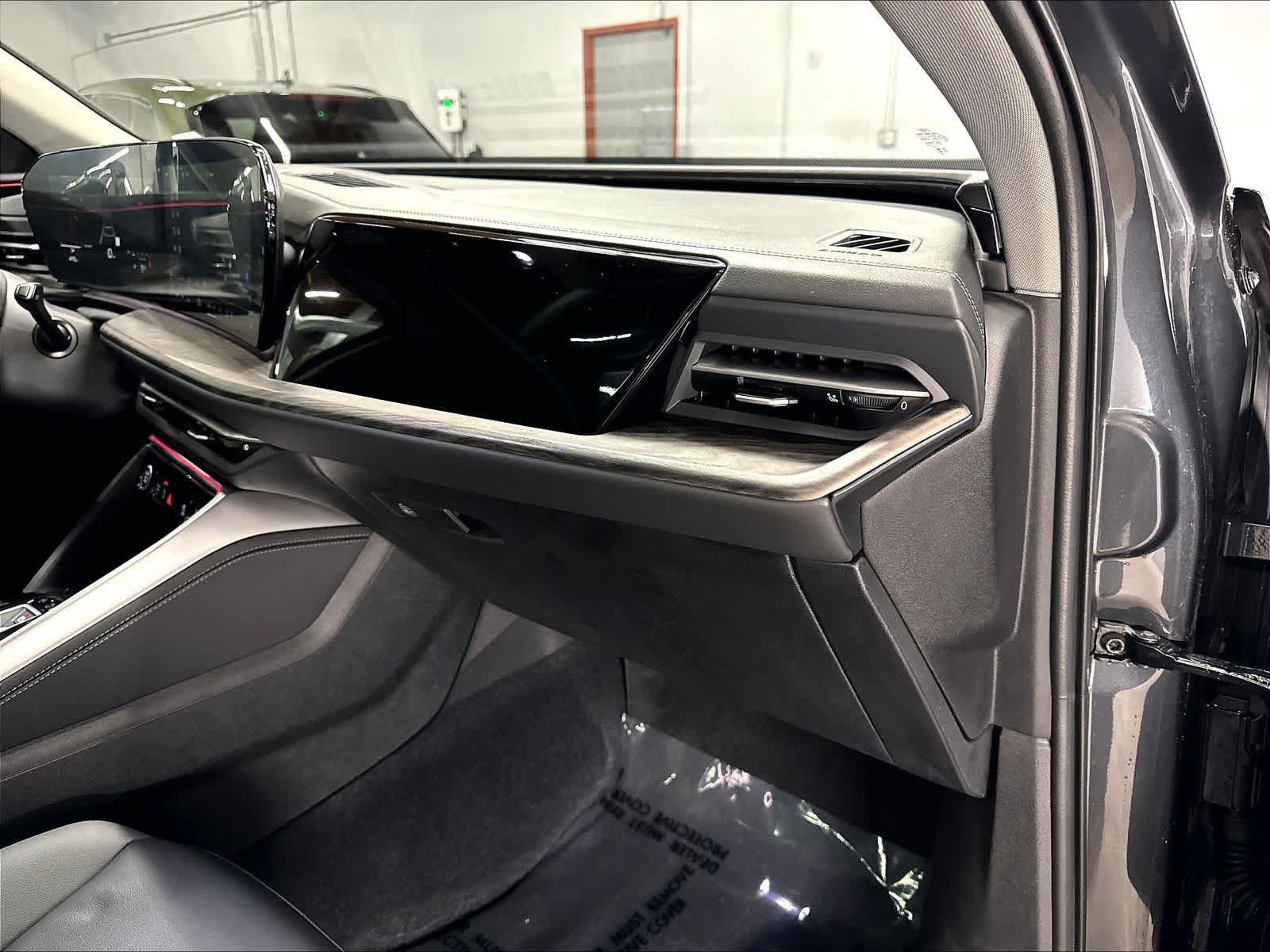 Used 2025 Audi Q5 Premium Plus AWD/4WD image 18