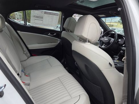 New 2026 Genesis G70 3.3T Sport Prestige RWD image 16