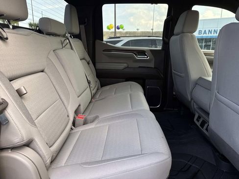 Used 2023 Chevrolet Silverado 1500 LT image 9