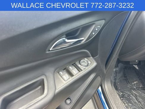 Used 2023 Chevrolet Equinox RS w/ RS Leather Package FWD image 16