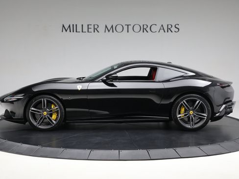 Certified 2022 Ferrari Roma RWD image 3