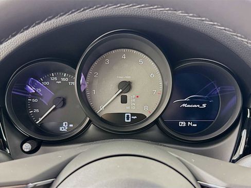 New 2026 Porsche Macan S image 16