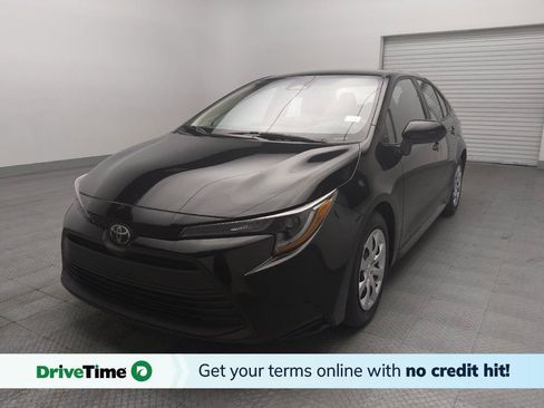 Used 2025 Toyota Corolla LE FWD image 1