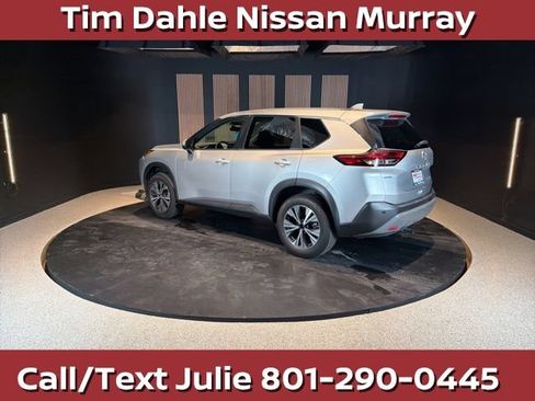 Used 2022 Nissan Rogue SV AWD/4WD image 4