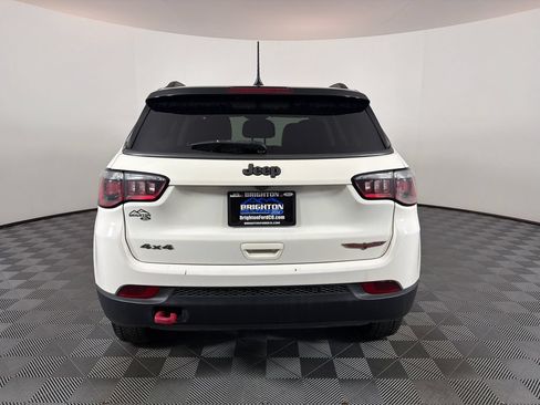 Used 2018 Jeep Compass Trailhawk w/ Leather Interior Group AWD/4WD image 4