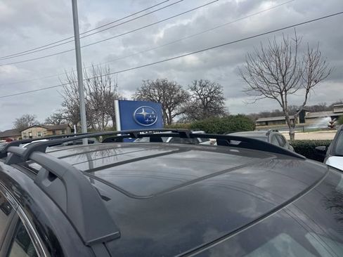 Used 2024 Subaru Ascent Touring image 8