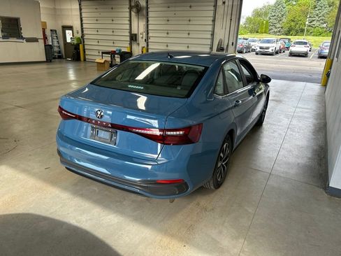 Used 2025 Volkswagen Jetta S FWD image 6