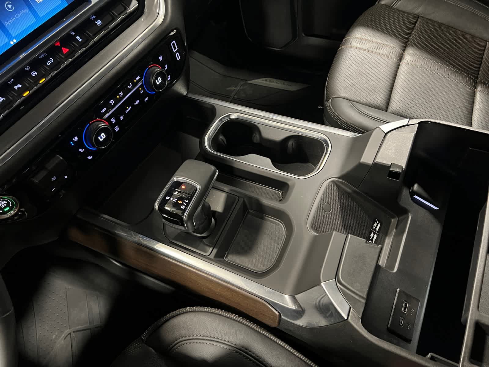 Certified 2026 Chevrolet Silverado 1500 High Country w/ High Country Premium Package AWD/4WD image 16