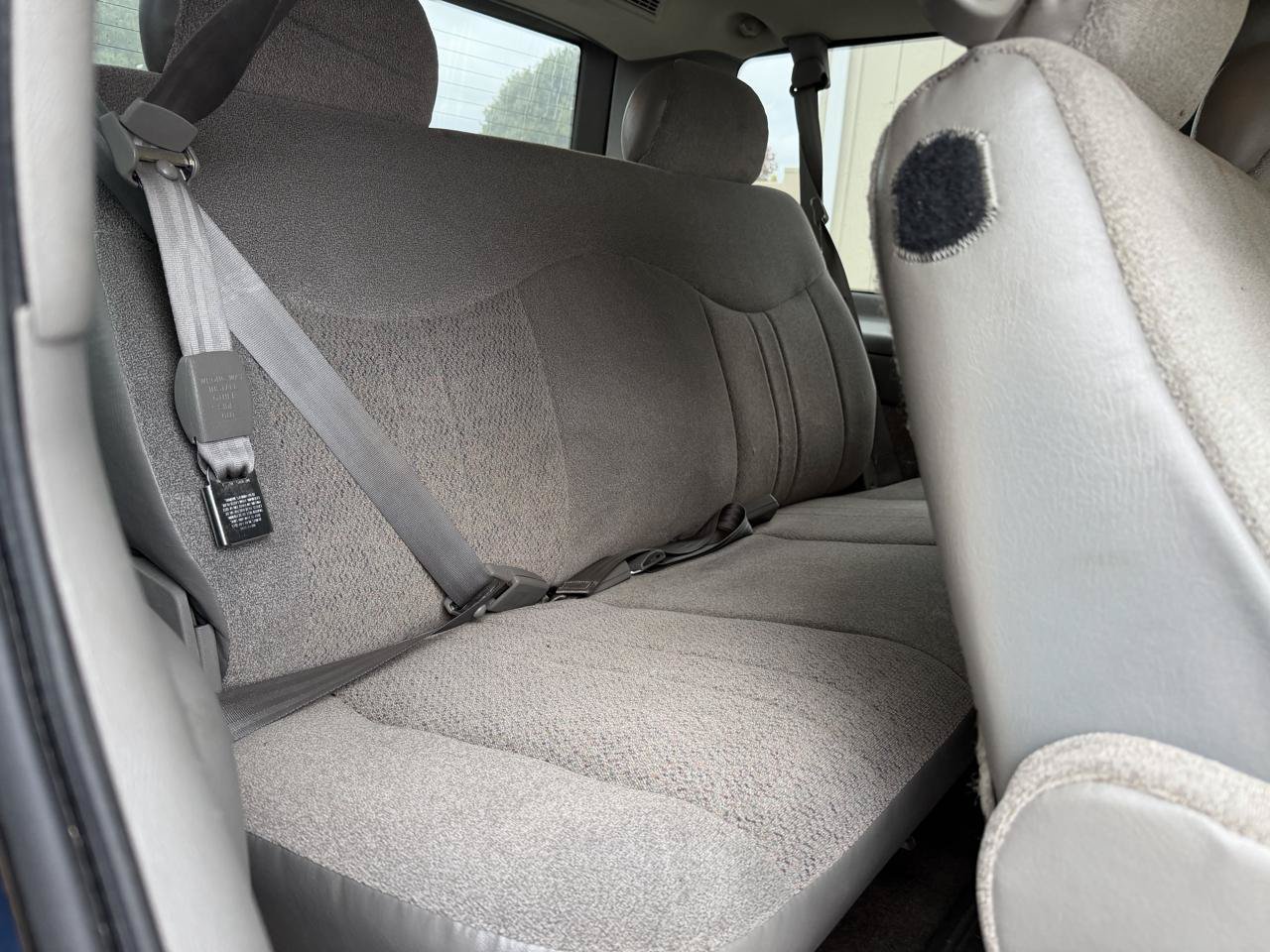 Used 2003 Chevrolet Astro Passenger AWD w/ LS Preferred Equipment Group image 5