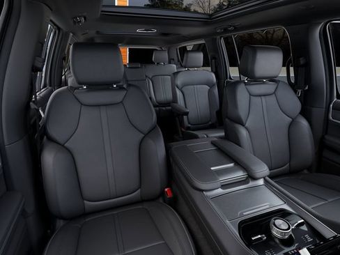 New 2026 Jeep Grand Wagoneer Limited AWD/4WD image 16