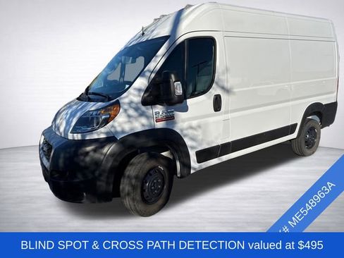 Used 2021 RAM ProMaster 2500 w/ Convenience Group FWD image 3