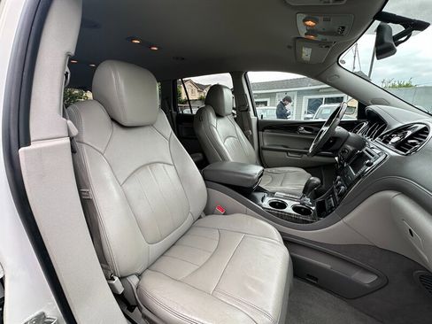 Used 2014 Buick Enclave Leather FWD image 13