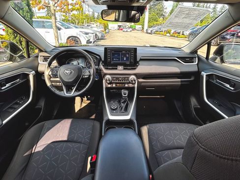 Used 2020 Toyota RAV4 XLE w/ Convenience Package AWD/4WD image 15