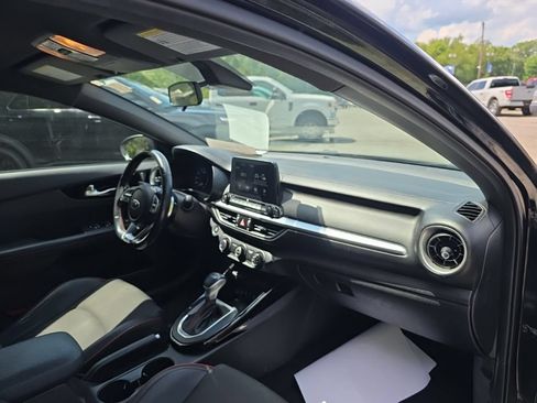 Used 2021 Kia Forte GT FWD image 19