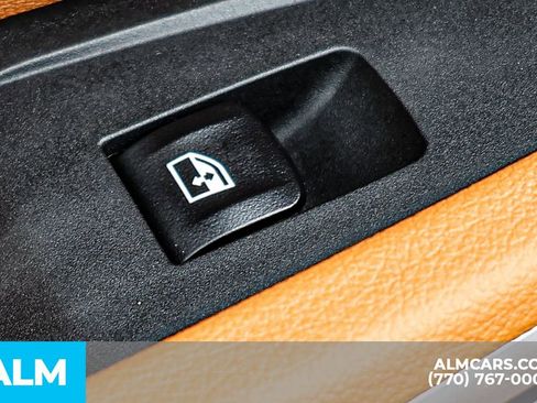 Used 2022 BMW 330e w/ Premium Package image 59