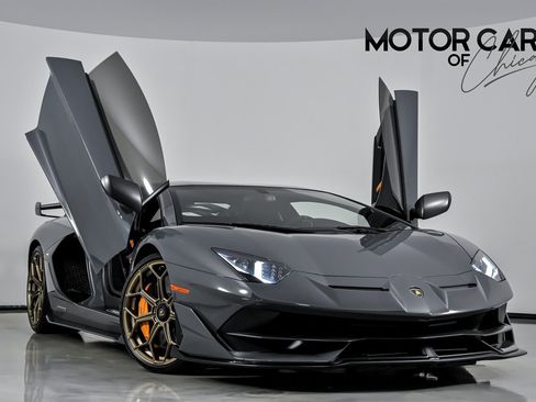 Used 2019 Lamborghini Aventador SVJ image 1