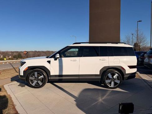 Used 2026 Hyundai Santa Fe Limited image 3