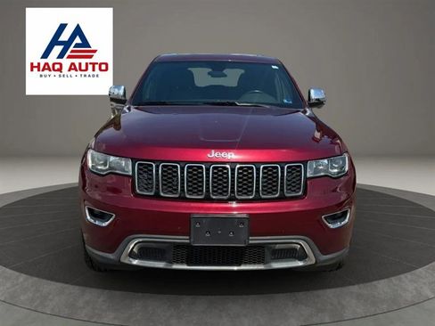 Used 2018 Jeep Grand Cherokee Limited AWD/4WD image 2