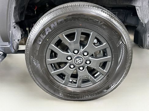 Used 2025 Toyota 4Runner SR5 image 11