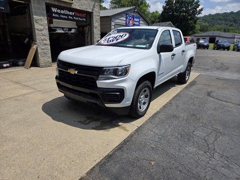 Used 2022 Chevrolet Colorado W/T w/ WT Convenience Package image 3