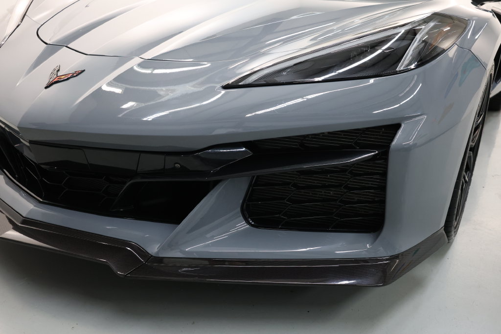 Used 2024 Chevrolet Corvette Z06 w/ Stealth Interior Trim Package RWD image 84