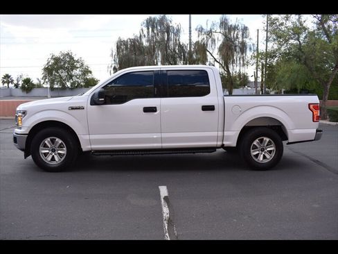 Used 2019 Ford F150 XLT w/ Equipment Group 301A Mid RWD image 4